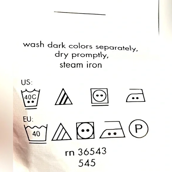 𝅺Men’s Van Heusen button down dress shirt. - Picture 8 of 8